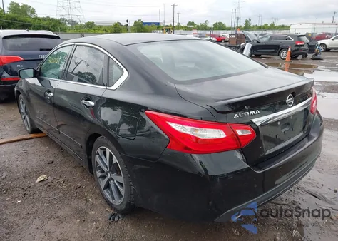 2016 Nissan Altima 2.5 Sr из США, поврежденный, VIN 1N4AL3AP2GC128229